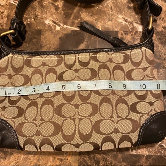 🤎Coach~Bleeker Signature Leather Shoulder Bag Gold Hardware Carriage Logo, EUC - Picture 10 of 11